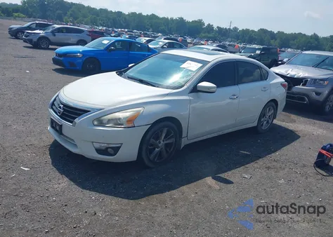 2014 Nissan Altima 2.5 Sv z USA, uszkodzony, nr VIN 1N4AL3AP1EC421715